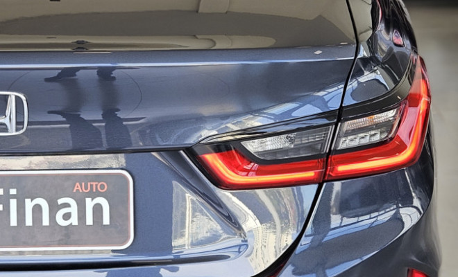 Honda CITY Sedan Touring 1.5 Flex 16V 4p Aut. 2024 Flex-18