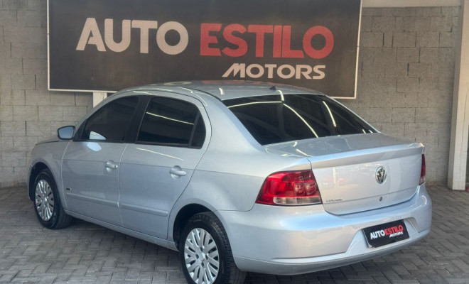 VW - VolksWagen VOYAGE 1.0/1.0 City Mi Total Flex 8V 4p 2010 Flex-1