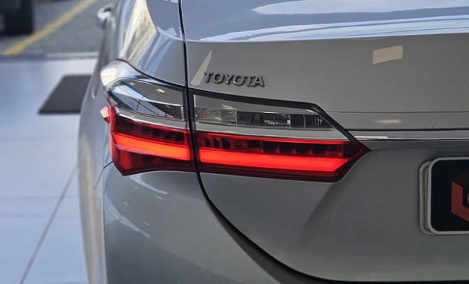 Toyota Corolla GLi Upper 1.8 Flex 16V Aut. 2018 Flex-17