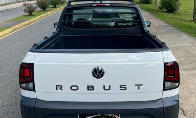 VW - VolksWagen Saveiro Robust 1.6 Total Flex 16V  2024 Flex-0