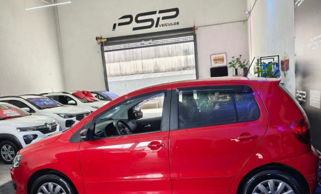 VW - VolksWagen Fox 1.0 Mi Total Flex 8V 5p 2014 Flex-1