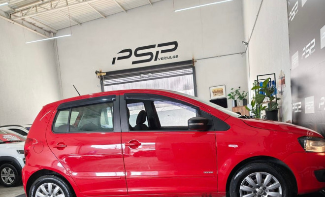 VW - VolksWagen Fox 1.0 Mi Total Flex 8V 5p 2014 Flex-0