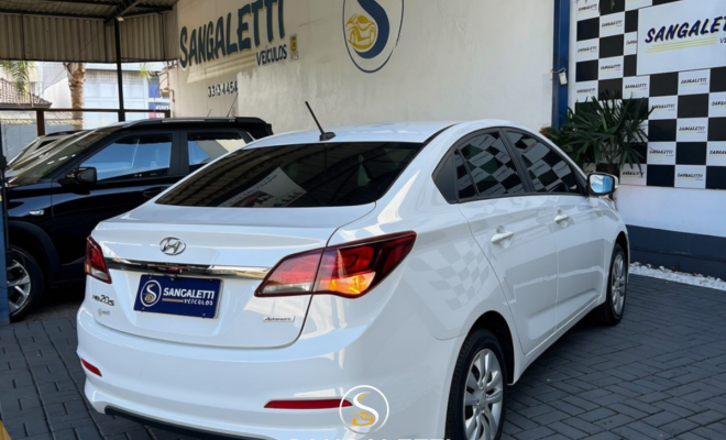 Hyundai HB20S C.Style/C.Plus1.6 Flex 16V Aut. 4p 2019 Flex-4