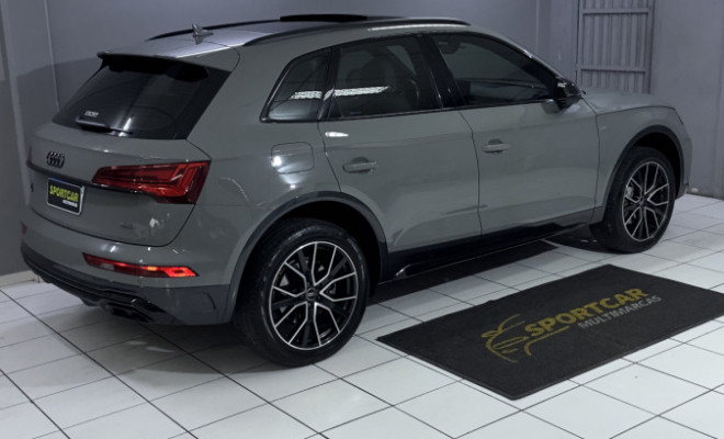 Audi Q5 S-Line Black 2.0 TFSI Quat. S-Tronic 2022 Híbrido-10
