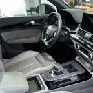 Audi Q5 S-Line Black 2.0 TFSI Quat. S-Tronic 2022 Híbrido-4