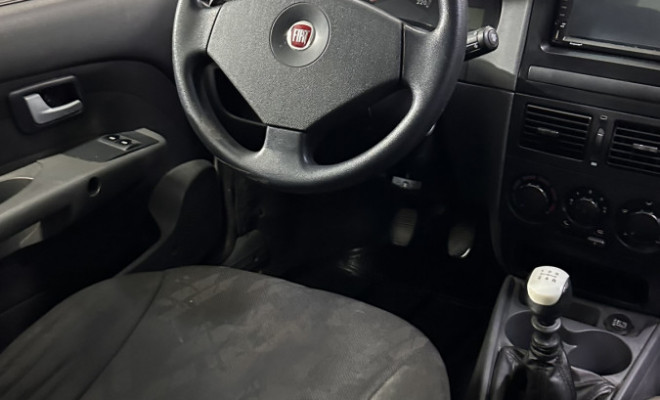 Fiat Siena HLX 1.8 mpi Flex 8V 4p 2009 Flex-3