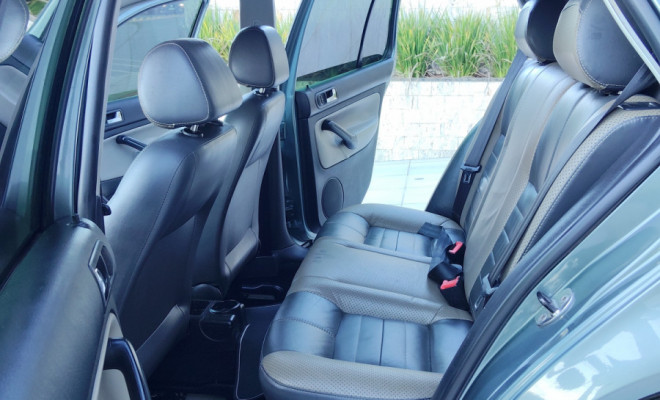 VW - VolksWagen Golf Sportline 1.6 Mi Total Flex 8V 4p 2009 Flex-11
