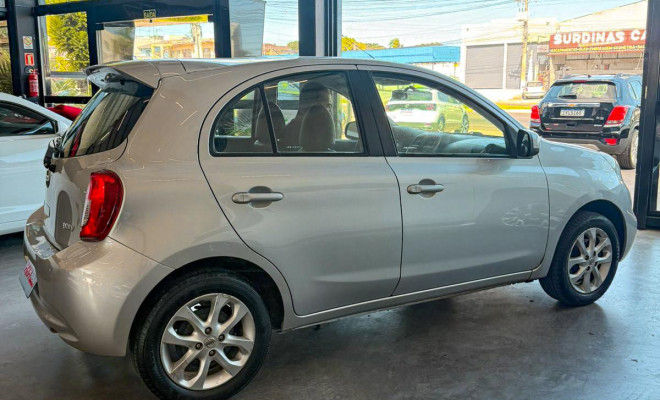 Nissan MARCH SV 1.6 16V Flex Fuel 2015 Flex-1