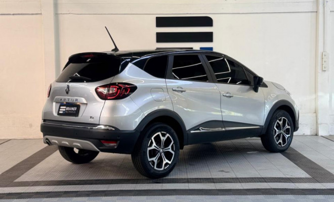 Renault CAPTUR Iconic 1.3 TB 16V Flex 5p Aut. 2022 Flex-2