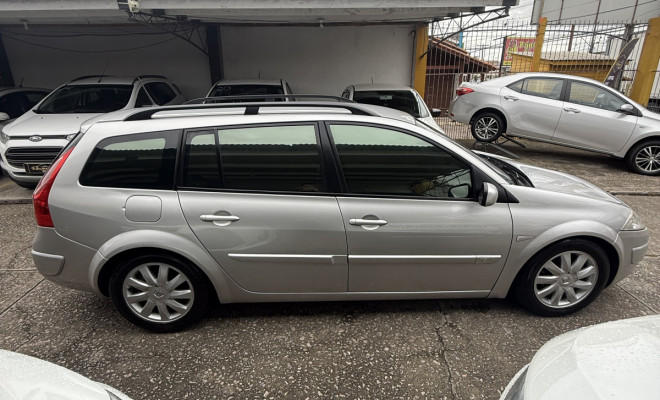 Megane Grand Tour Dynam. 1.6 16V 2012 (REBAIXADO)-5