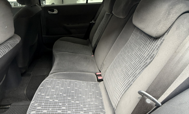 Megane Grand Tour Dynam. 1.6 16V 2012 (REBAIXADO)-7