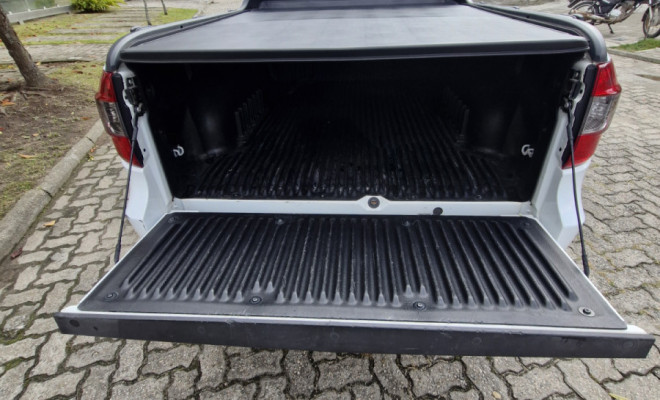 GM - Chevrolet MONTANA LS 1.4 ECONOFLEX 8V 2p 2018 Flex-12