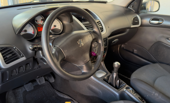 Peugeot 207 Sedan Passion XR 1.4 Flex 8V 4p 2012 Flex-2