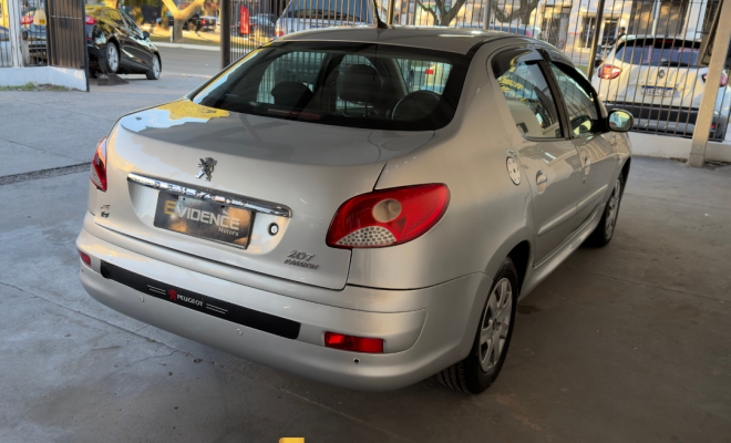 Peugeot 207 Sedan Passion XR 1.4 Flex 8V 4p 2012 Flex-5