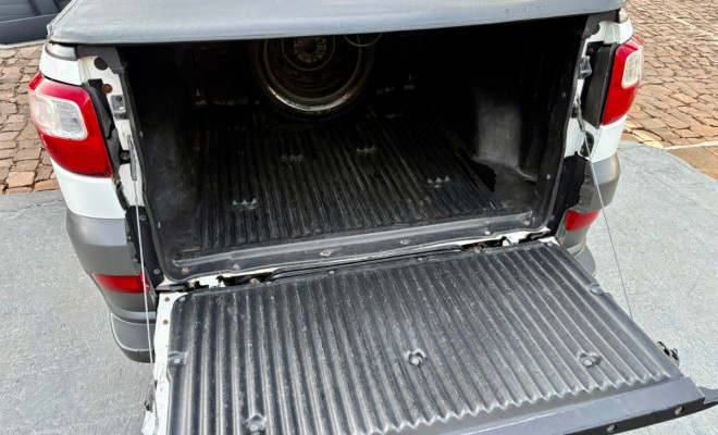 Fiat Strada Working 1.4 mpi Fire Flex 8V CD 2014 Flex-9