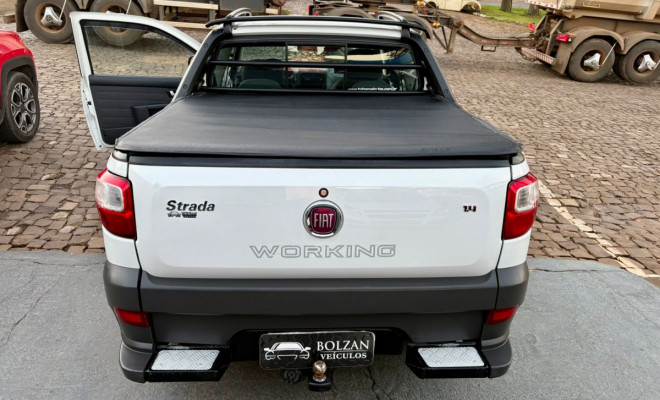 Fiat Strada Working 1.4 mpi Fire Flex 8V CD 2014 Flex-4