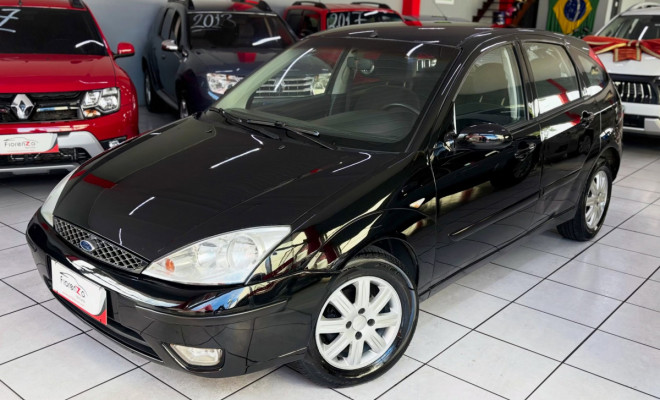 Ford Focus Ghia 2.0 Aut 2005