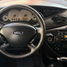 Ford Focus Ghia 2.0 Aut 2005-4