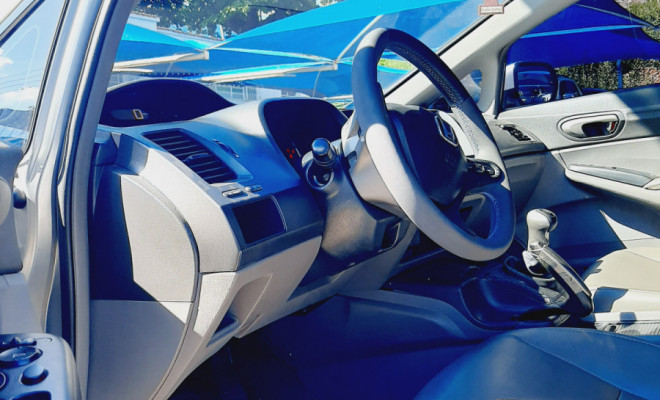 Honda Civic Sed. LXL/LXL SE 1.8 Flex 16V Mec. 2011 Flex-5