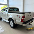 Toyota Hilux CD SRV D4-D 4x4 3.0 TDI Diesel Aut 2013 Diesel-4