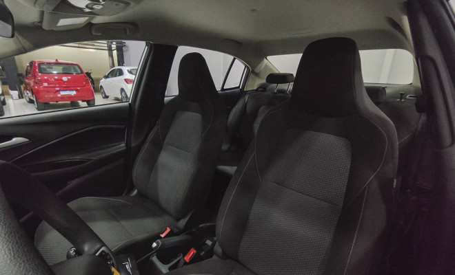 Onix Sedan Plus LT 1.0 12V Mec. 2025-7