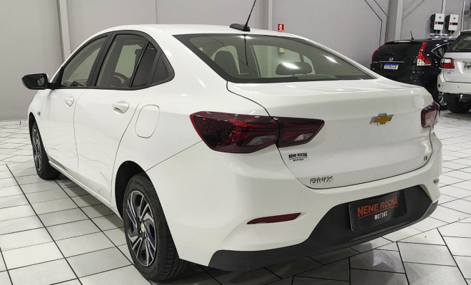 Onix Sedan Plus LT 1.0 12V Mec. 2025-3