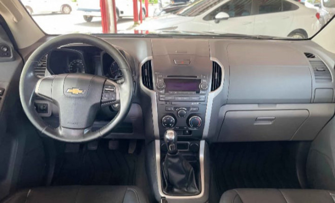 GM - Chevrolet S10 Pick-Up LT 2.4 F.Power 4x2 CD 2013 Flex-5