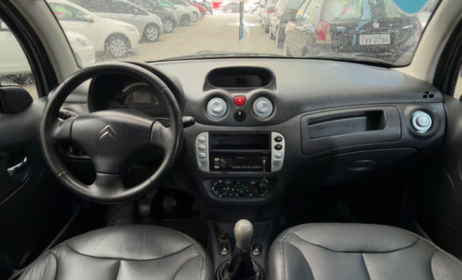 Citroën C3 GLX 1.4/ GLX Sonora 1.4 Flex 8V 5p 2011 Flex-7
