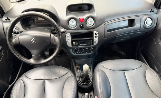 Citroën C3 GLX 1.4/ GLX Sonora 1.4 Flex 8V 5p 2011 Flex-6