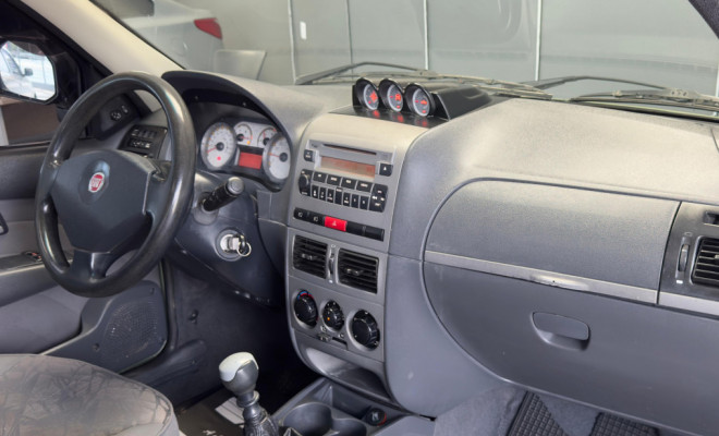 Fiat Strada Adventure 1.8/ 1.8 LOCKER Flex CE 2010 Flex-6