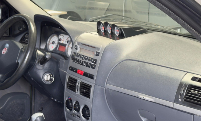 Fiat Strada Adventure 1.8/ 1.8 LOCKER Flex CE 2010 Flex-3