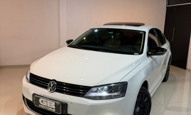 VW - VolksWagen JETTA Highline 2.0 TSI 16V 4p Tiptronic 2014 Gasolina-0