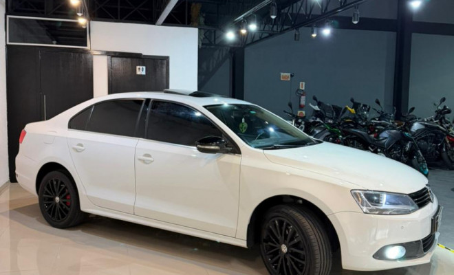 VW - VolksWagen JETTA Highline 2.0 TSI 16V 4p Tiptronic 2014 Gasolina-1