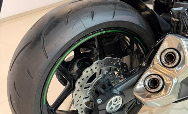 KAWASAKI Z 1000 2022 Gasolina-3