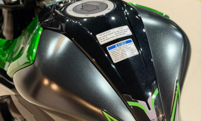 KAWASAKI Z 1000 2022 Gasolina-16