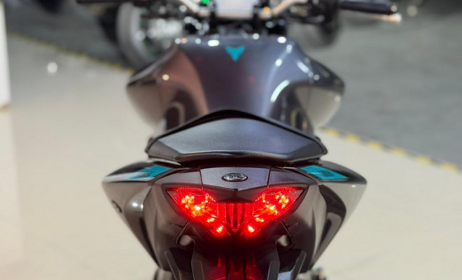 YAMAHA MT-03 321/ABS 2025 Gasolina-4