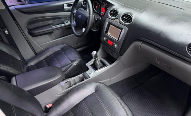 Ford Focus Ghia/ XR 2.0 /Ghia 2.0 16V Flex 5p 2009 Flex-6