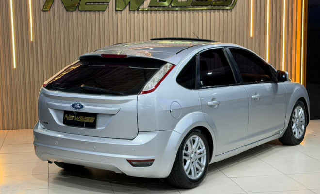 Ford Focus Ghia/ XR 2.0 /Ghia 2.0 16V Flex 5p 2009 Flex-4