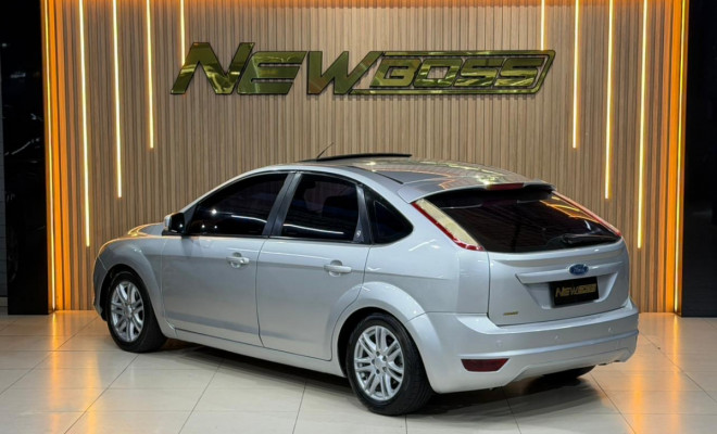 Ford Focus Ghia/ XR 2.0 /Ghia 2.0 16V Flex 5p 2009 Flex-2