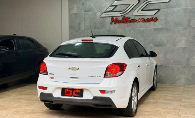 GM - Chevrolet CRUZE HB Sport LTZ 1.8 16V FlexP. 5p Aut 2014 Flex-2