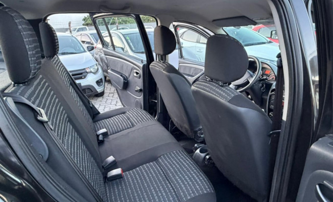 Renault SANDERO Expression Hi-Flex 1.6 8V 5p 2012 Flex-8