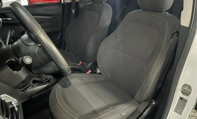 GM - Chevrolet ONIX HATCH LT 1.0 8V FlexPower 5p Mec. 2013 Flex-5