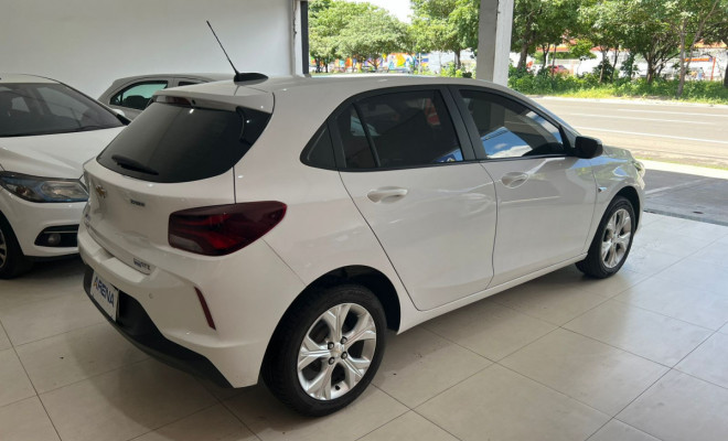 GM - Chevrolet ONIX HATCH LTZ 1.0 12V TB Flex 5p Mec. 2023 Flex-2