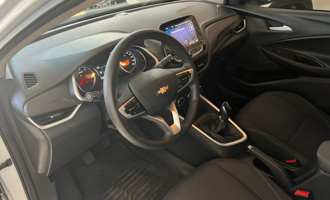 GM - Chevrolet ONIX HATCH LTZ 1.0 12V TB Flex 5p Mec. 2023 Flex-6