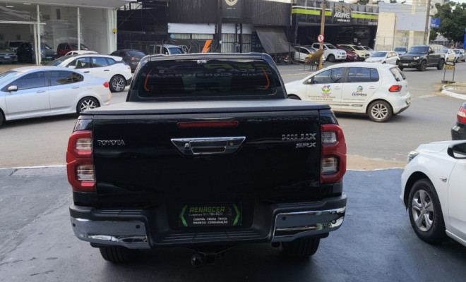 Toyota Hilux CD SRX 4x4 2.8 TDI 16V Diesel Aut. 2021 Diesel-3