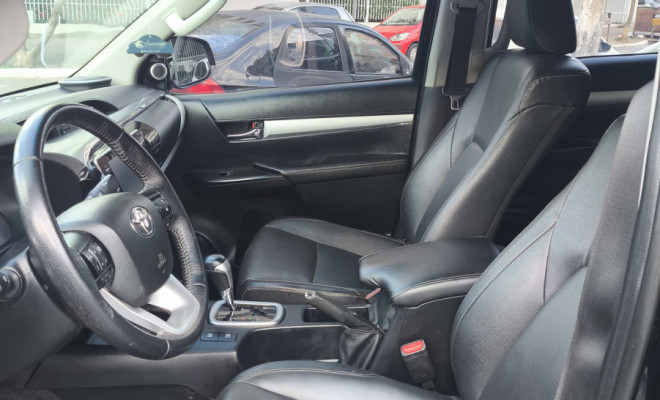 Toyota Hilux CD SRX 4x4 2.8 TDI 16V Diesel Aut. 2021 Diesel-6