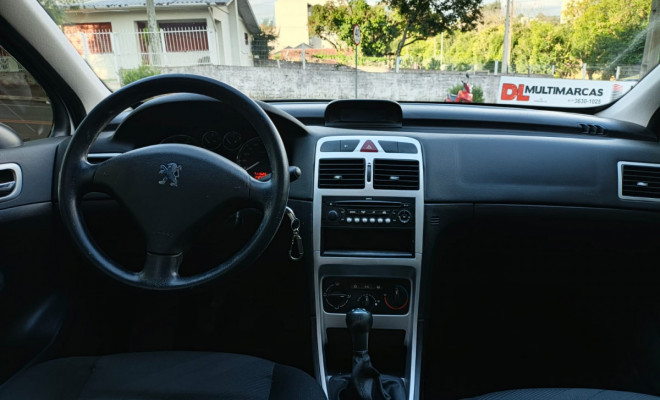 Peugeot 307 Soleil/ Presence 1.6/1.6 Flex 16V 5p 2011 Flex-1