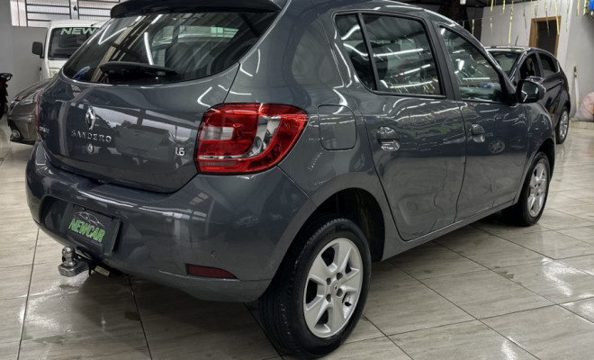 Renault SANDERO Dynamique Hi-Power 1.6 2016 Flex-4