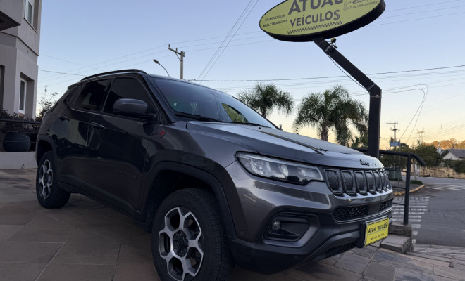 Jeep COMPASS TRAILHAWK TD350 2.0 4x4 Die. Aut 2023 Flex