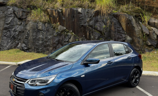 GM - Chevrolet ONIX HATCH PREM. 1.0 12V TB Flex 5p Aut. 2022 Flex-0